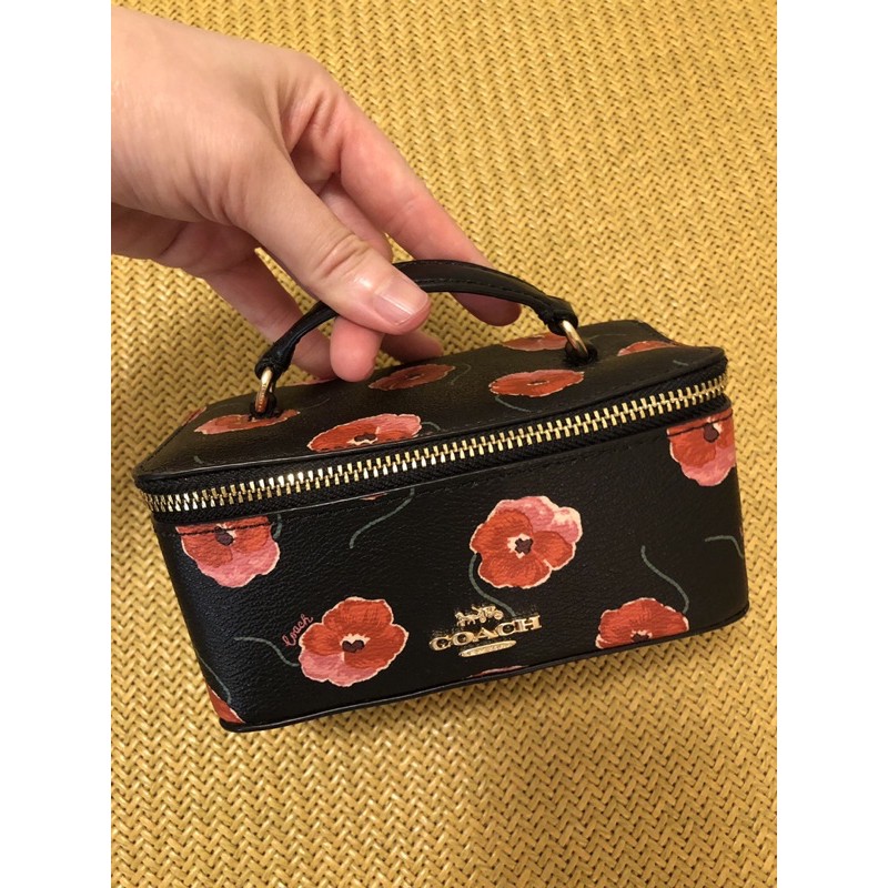 Coach小紅花珠寶盒+絲巾2條+ripcrul手包