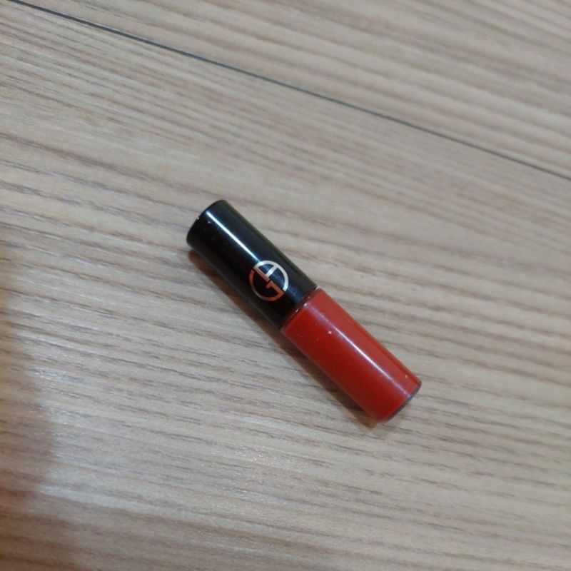 giorgio Armani 紅色迷你純釉唇彩 色號400