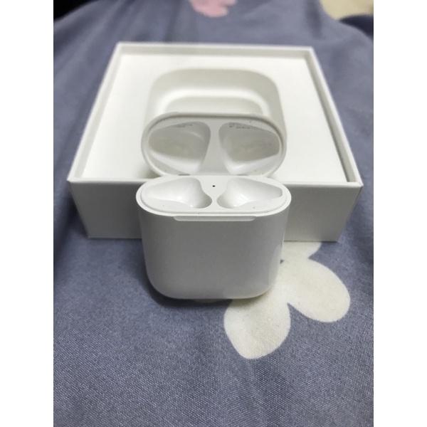 Airpods2 有線充電盒