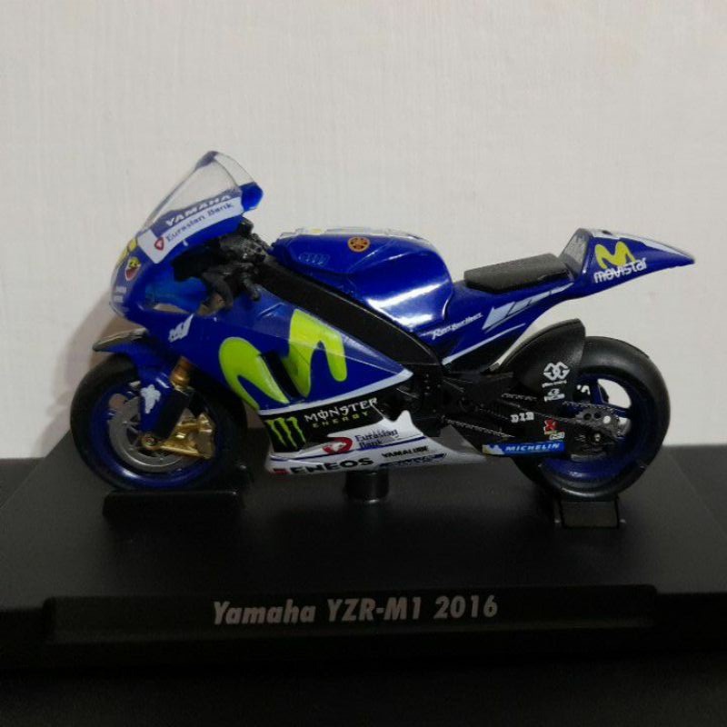 羅西 模型車 隱藏版 裸裝 YAMAHA YZR-M1 2016