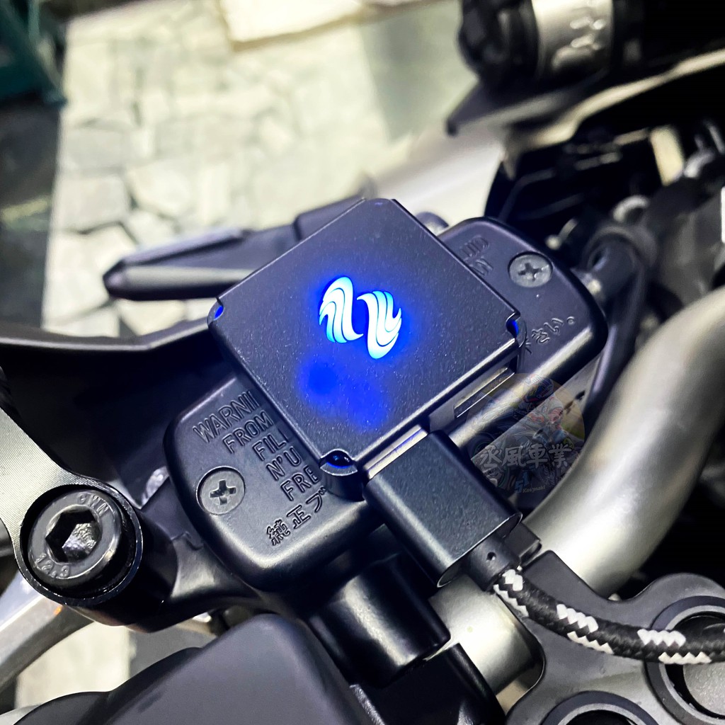 Force 2 0 電利得全機防水機車usb充電車充電壓錶gixxer Cb300r R15m Mt 15 蝦皮購物