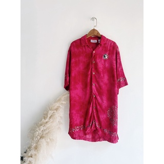 豔紅粉渲染刺繡圖騰 古著絲質夏威夷襯衫上衣vintage Aloha Shirt