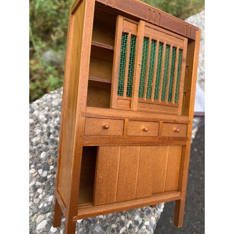 台灣菜櫥 袖珍菜櫥 Barry S設計生產 阿嬤老菜櫥 已噴漆上色 娃娃屋 復古菜櫥 仿真家具 迷你菜櫥 老菜櫥 擺飾