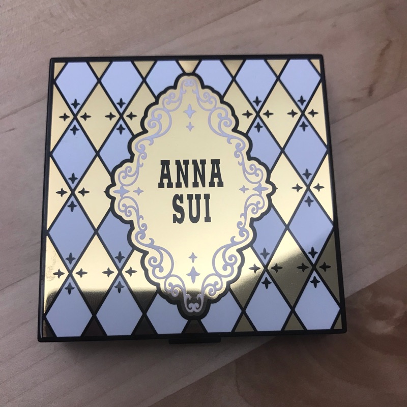 Anna sui 眼影盤