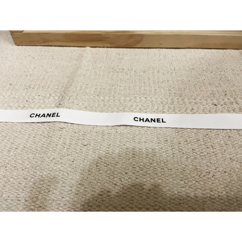 原廠正品CHANEL香奈兒-窄版緞帶(寬度1.5公分)，1公分1元