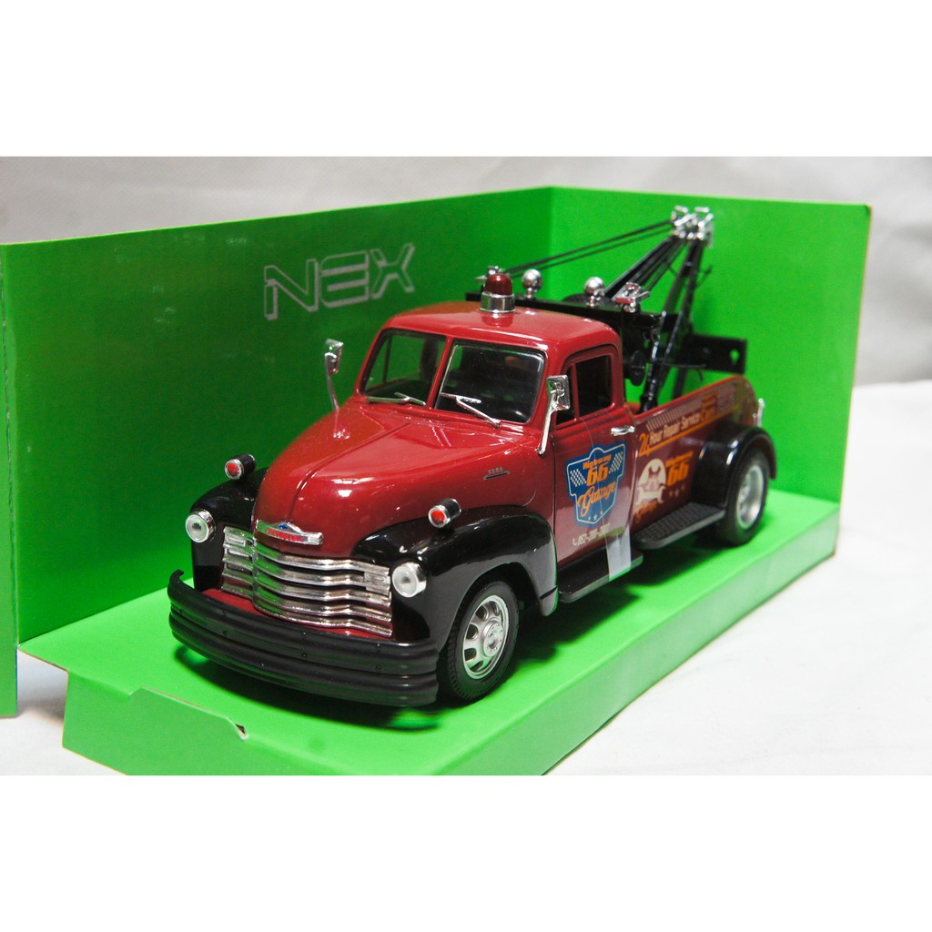 1 24 scale tow truck