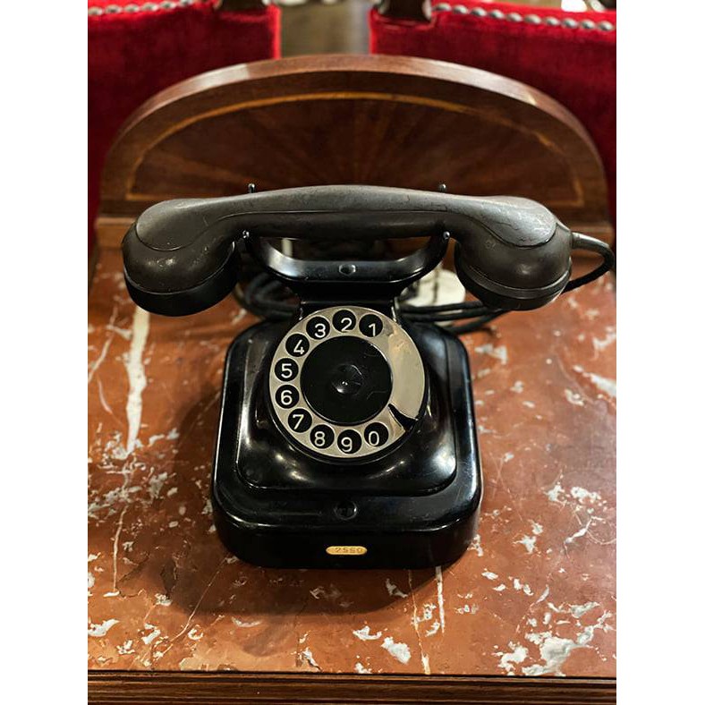 #19世紀  購於荷蘭50年代Norm51型轉盤式電木電話    #121625