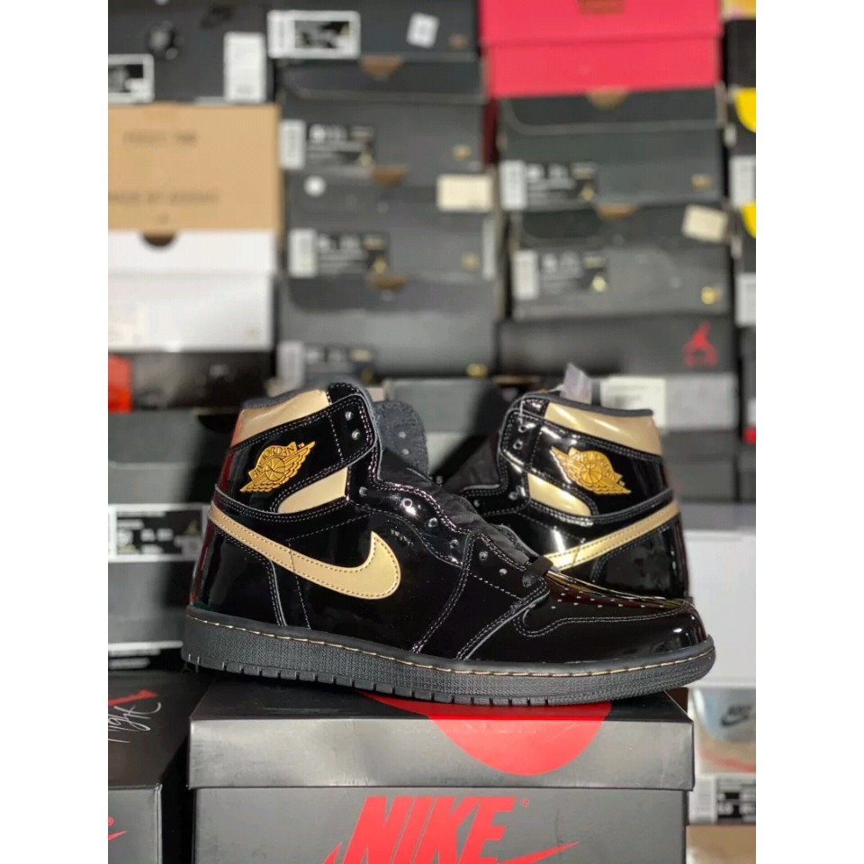 jordan 1 high og black gold