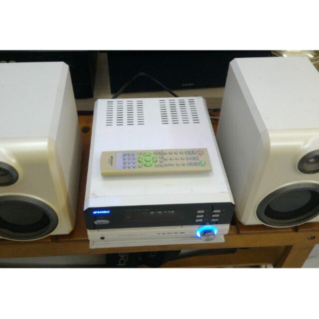 SANSUI 山水(DAV-M1) DVD 音響主機(完全正常，有遙控器，附底座)，不含喇叭