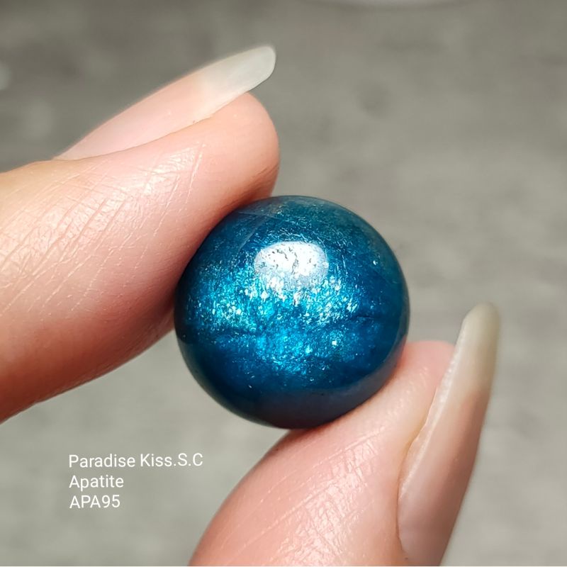 💎APA95.Apatite.天然星光體藍磷灰石.絕美的深海藍色系.無孔完整體(鑲嵌款裸石).