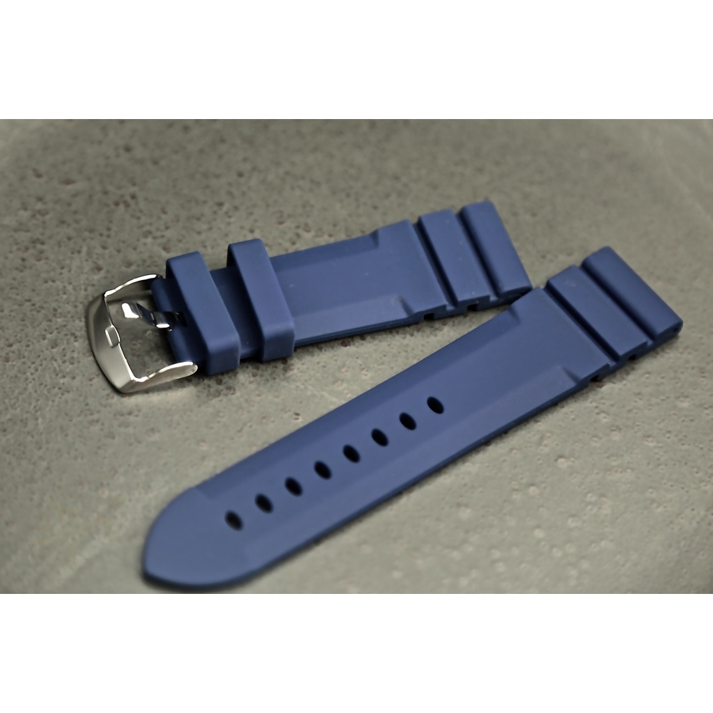 藍色～小沛的新衣超值超man 24mm矽膠錶帶不鏽鋼扣,替代小沛