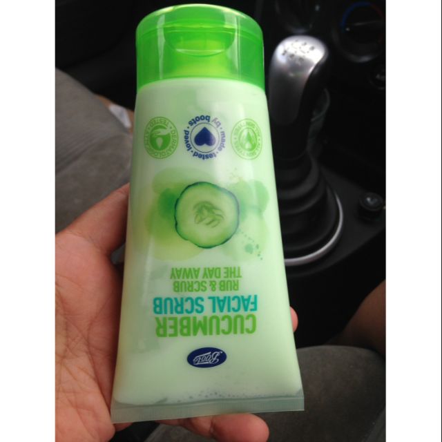 Boots 英國 小黃瓜去角質磨砂膏150ml 預購