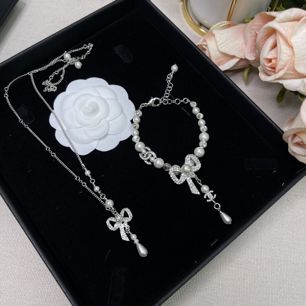 精工版本極力推薦現貨秒發大牌明星同款canel 奈兒蝴蝶結 珍珠手鏈swarovski 施華洛世奇水晶材質定制 蝦皮購物