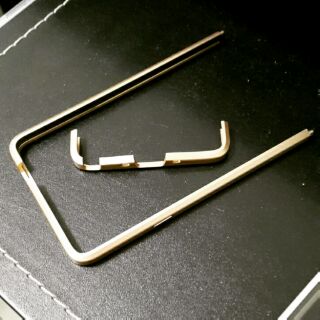 三星Note 4金屬保護邊框 有缺螺絲