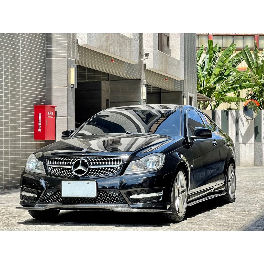 愛不釋手的雙門車 Mercedes-Benz C250 雙門