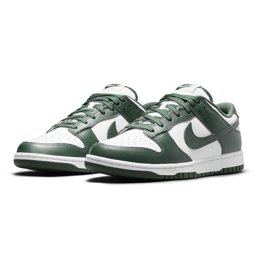 varsity green nike dunks