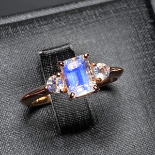 頂級月光石戒指 ｜ Top Moonstone Ring -長方 方形 切割 刻面