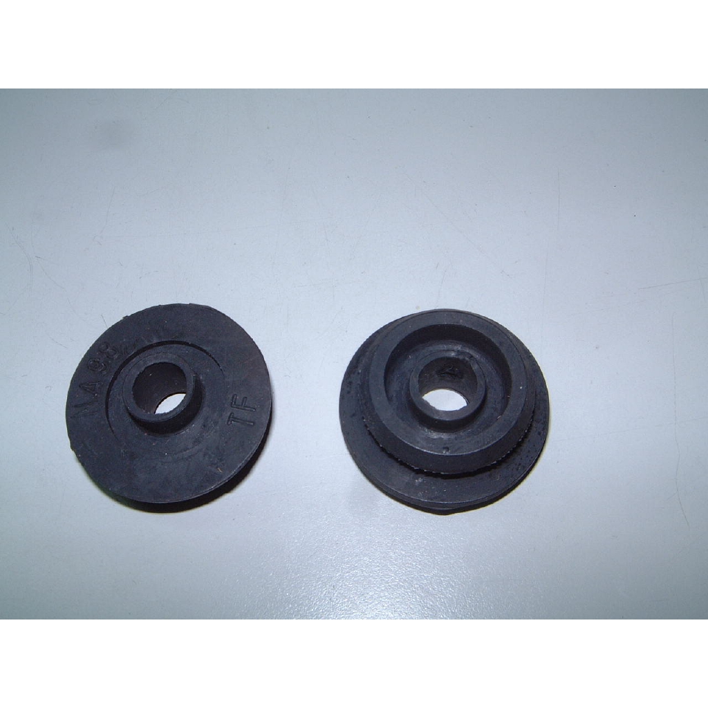 【久大】TOYOTA豐田 PREMIO 波蜜歐 VIOS 可樂娜NA 98- 水箱架固定橡皮*上 16523-74010