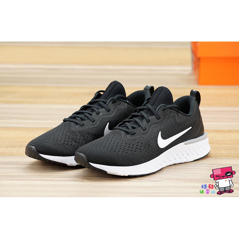 odyssey react black white