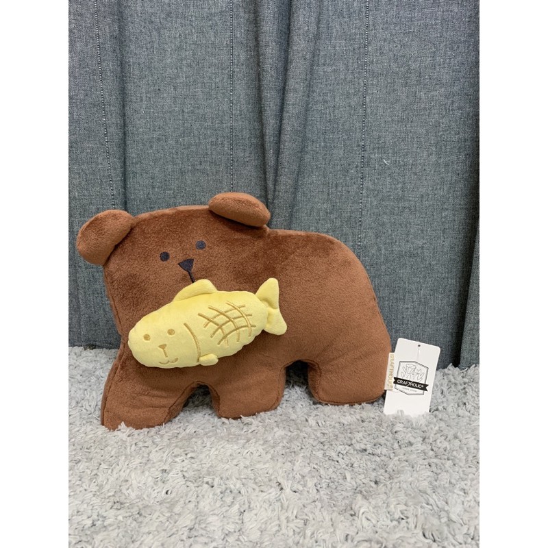 刷卡 現貨 北海道限定 熊熊咬鯛魚燒宇宙人娃娃小抱枕沙包craftholic兔熊貓猴玉米香蕉熊貓水果 蝦皮購物