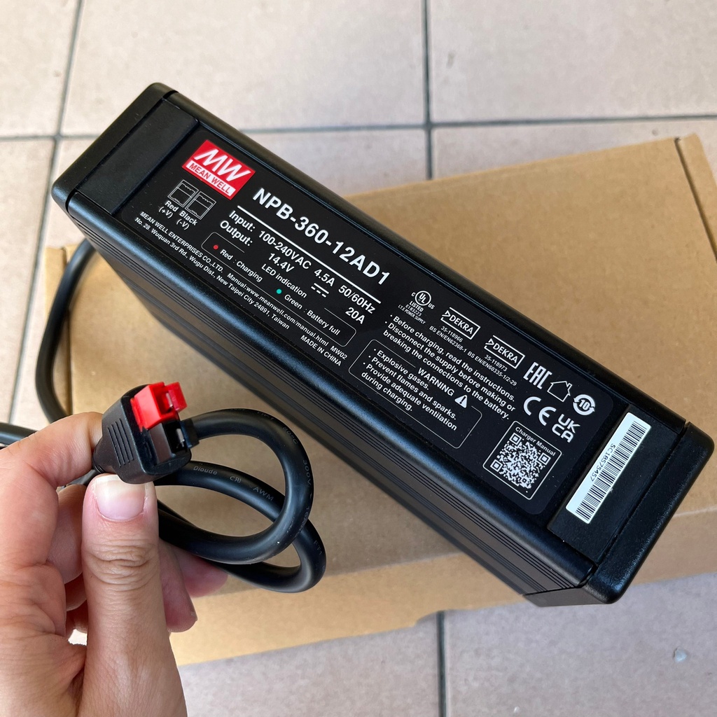 MEANWELL 明緯 NPB-360-12AD1 可攜式 金屬殼帶線充電器 360W 寬範圍輸出小型化充電器