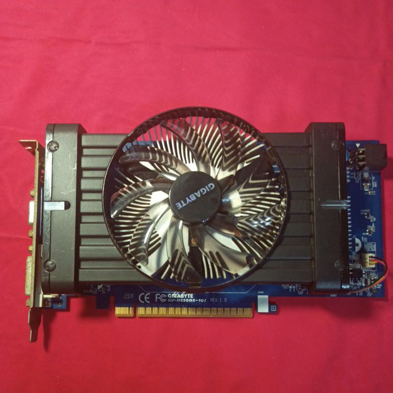 GIGABYTE GTX550TI 1GD5 良品