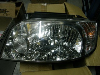 正廠 現代 MATRIX ELANTRA SANTAFE 卡旺 TRAJET GETZ I10 I30 IX35 大燈