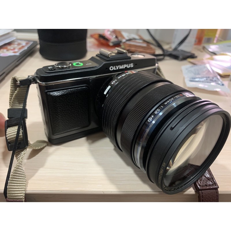 (Olympus)E-P2 微單眼相機 + M.Zuiko Digital ED 12-40mm f2.8 Pro 鏡頭