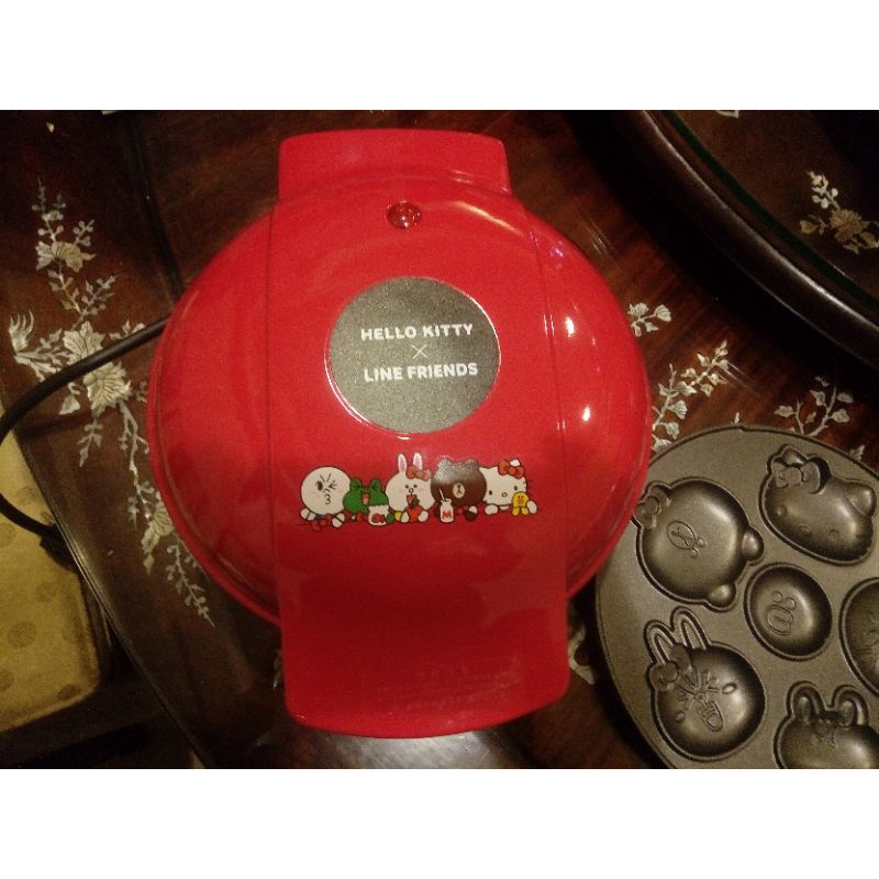 二手 Hello Kitty×Line Friends聯名可愛造型鬆餅雞蛋糕機