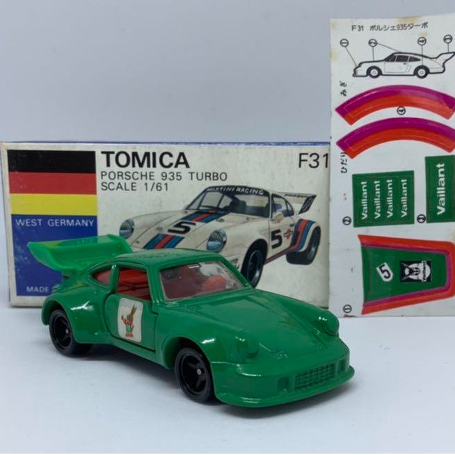 [全新稀有絕版品] 1/66 Tomica Porsche 935 Tomy  (含貼紙)
