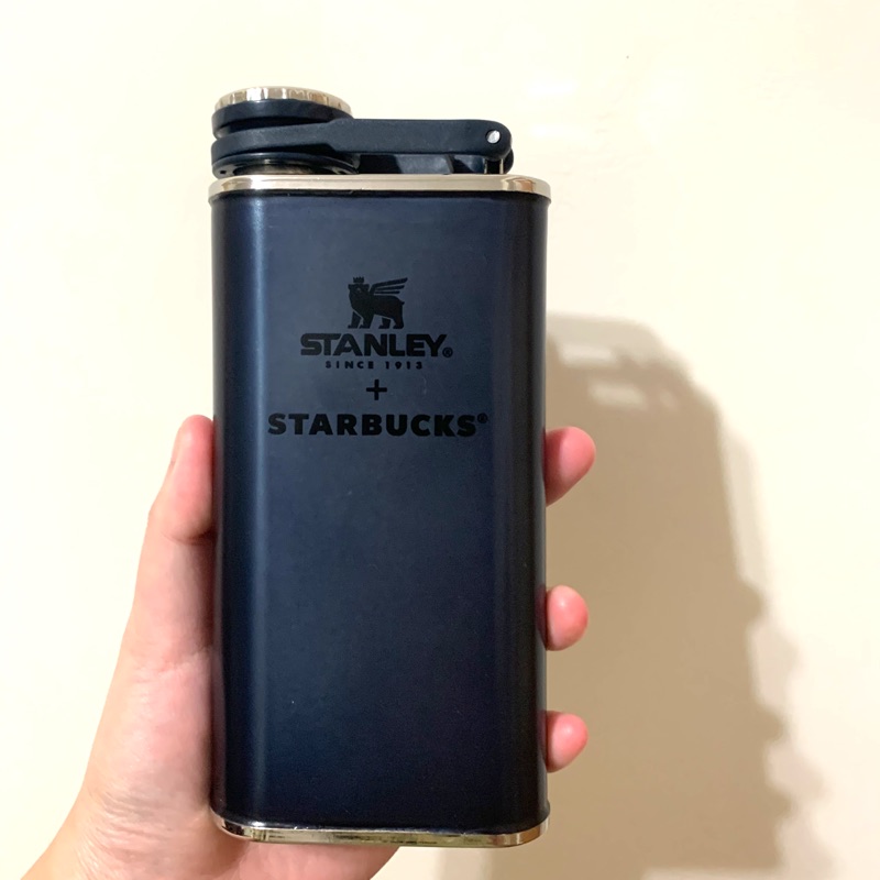 二手 Stanley x Starbucks 聯名冷水壺