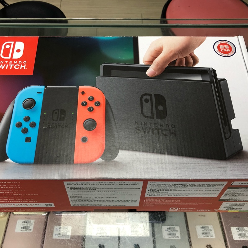 Nintendo Switch 中古遊戲機台灣公司貨剛買不到一個禮拜不會用只好轉賣台中可面交不議價 蝦皮購物