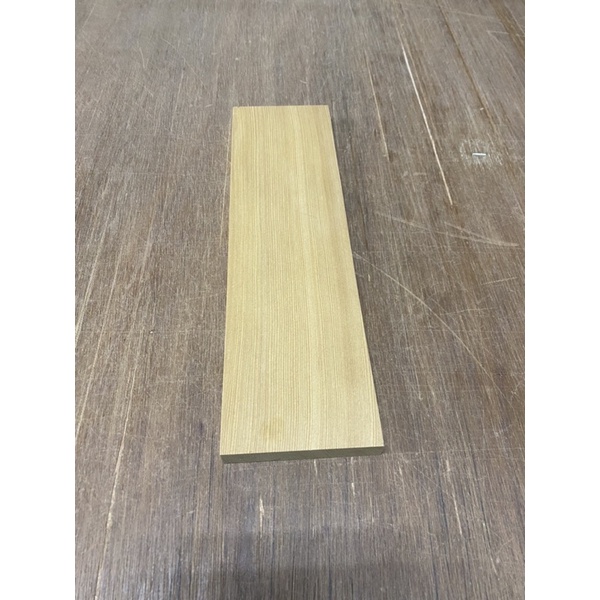 9.5x34公分 厚度1.6公分 台灣檜木板 檜木創作木料 木盤 小茶盤