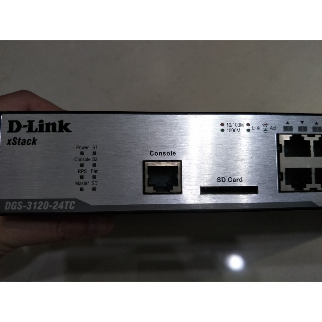 [BY雜貨鋪](二手) D-Link DGS-3120-24TC L2網管型 24埠 Gigabt交換器