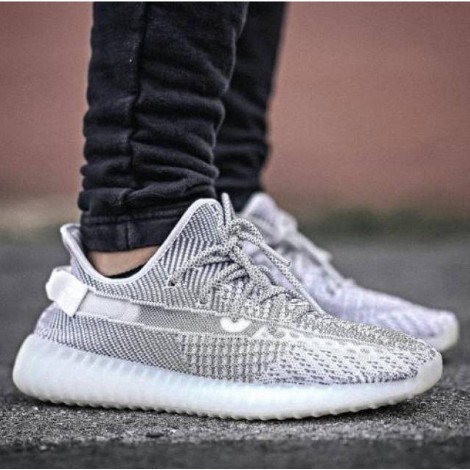 static yeezy reflective
