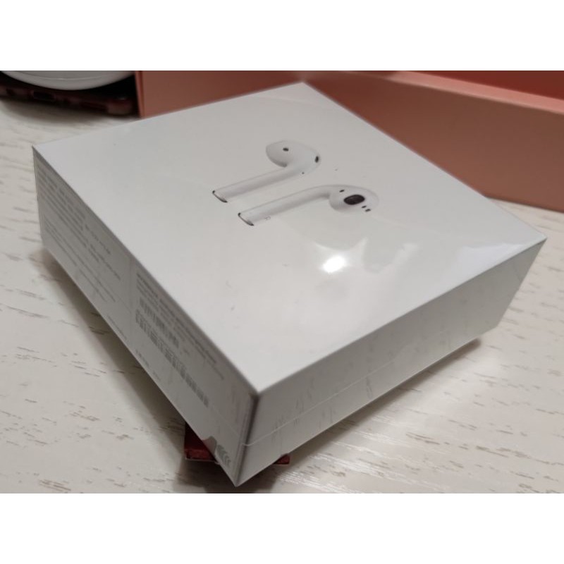 新品未拆封 Apple原廠 AirPods  附充電盒，購於神腦