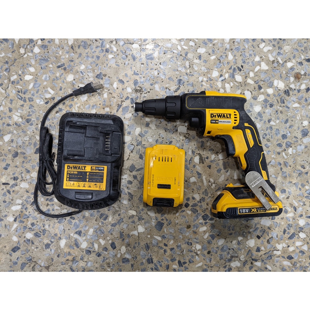 二手電動工具 得偉 DeWALT DCF620  DCF622 18V XR 無刷起子機 浪板機 電鑽 輕隔間