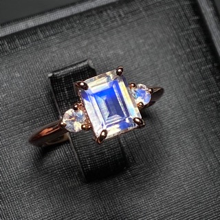 頂級月光石戒指 ｜ Top Moonstone Ring - 長方 方形 切割 刻面