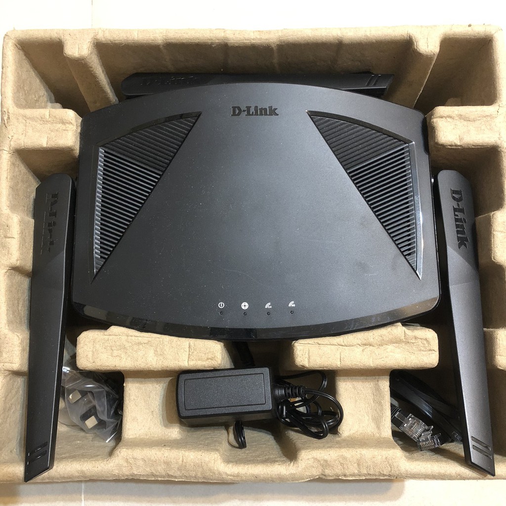 ［二手9成新］D-Link DIR-X1860 AX1800 Wi-Fi 6無線分享器