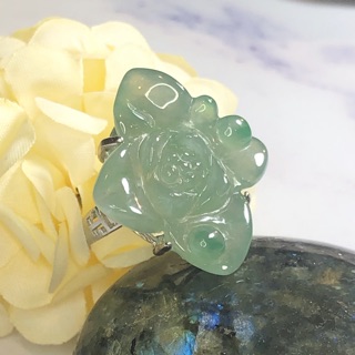 多寶晶石/天然翡翠A貨/翡翠蓮花/翡翠戒指/蓮花戒指/蓮花女戒/連生貴子/連年有餘/蓮花飾品/蓮花珠寶/蓮花首飾/高潔