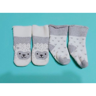 二手 嬰幼兒襪 保暖襪 巧虎襪 kitty襪 買一送一 嬰兒襪