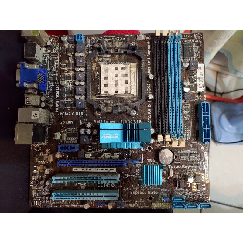 AMD PHENOM II X6 1045T 半套電腦