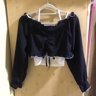 臺灣現貨 【全新出清】全新衣服 二手衣 短版上衣 背心 小可愛 洋裝 裙 裙子 雪紡短褲 背心 襯衫 外罩 辣妹裝 服飾