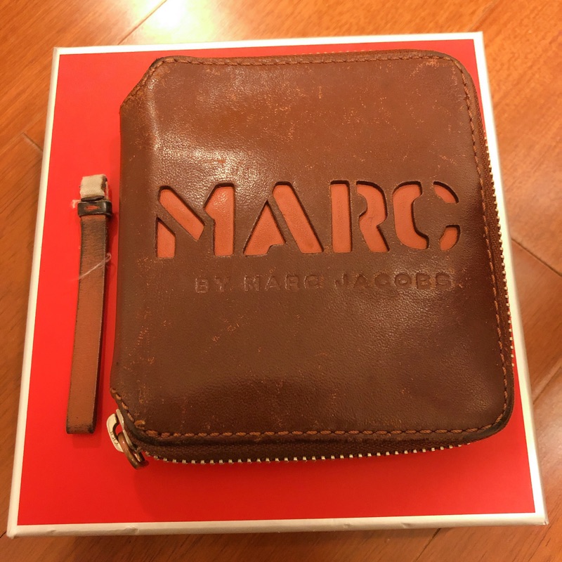 MARC BY MARC JACOBS 中夾