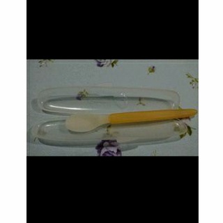極新 /消毒未使用/ 康貝Combi 軟質餵食匙 附盒子