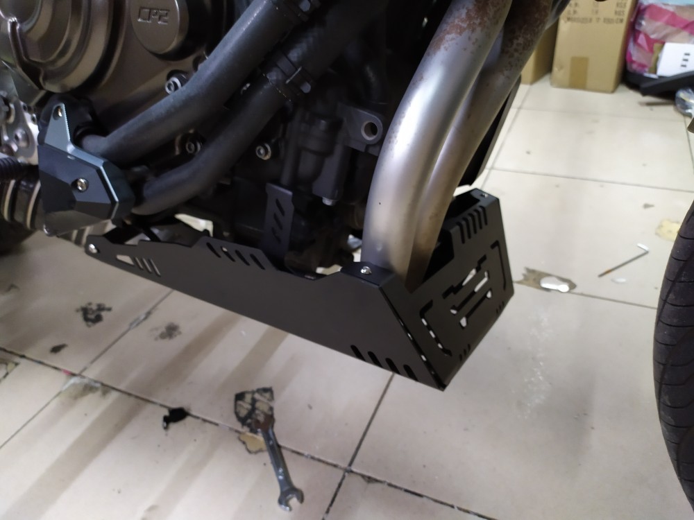 適用於yamaha Mt 07 Mt07 14 19年xsr700 18 19年改裝發動機底板底盤罩引擎護罩 蝦皮購物