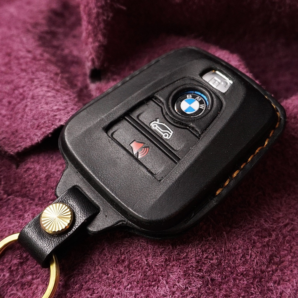 【2M2】BMW i3 I01 i8 I12 寶馬汽車 晶片鑰匙包 智慧型 鑰匙圈 保護套 手工牛皮皮套 按鍵露出款