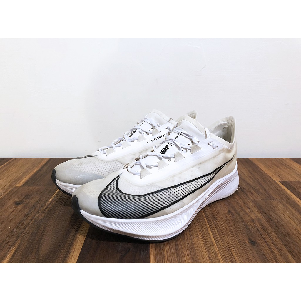 NIKE Zoom Fly 3 US10 全白輕量長跑慢跑鞋