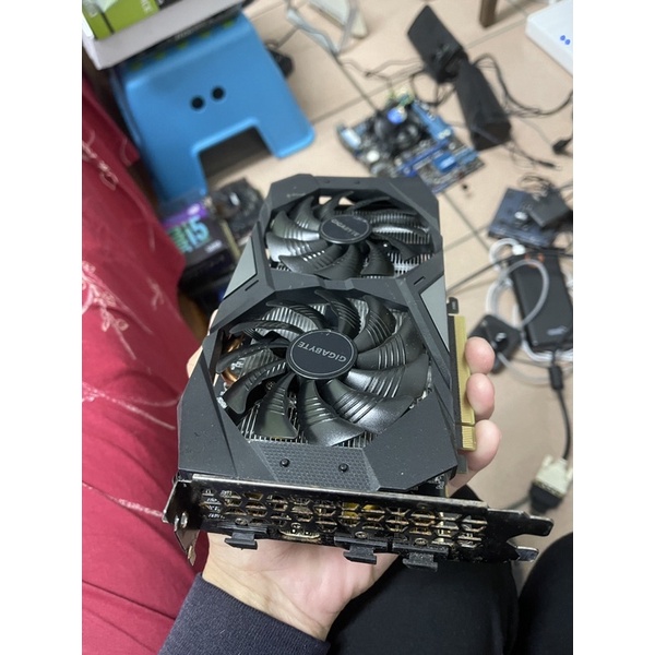 賣GTX1660顯示卡