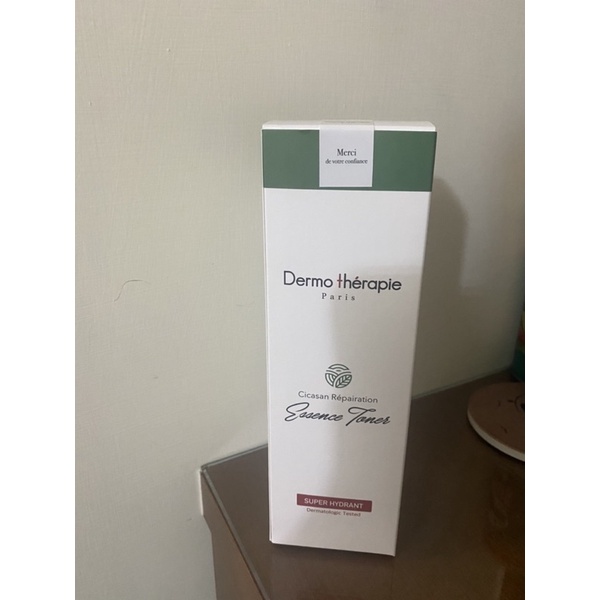 Dermo therapie積雪草2.0精華水（沒有紙盒）